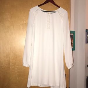 Jessica Simpson White Dress
